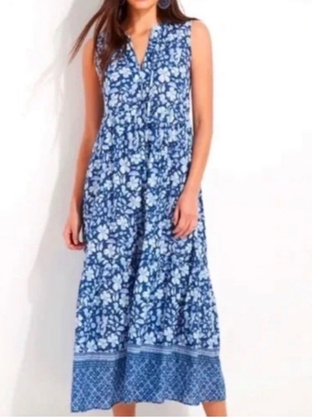 Vineyard Vines Hibiscus Floral Maxi Size Small
